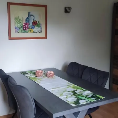 Schoene 3 Zi. Ferienwohnung Vor Den Toren Frankfurt Dreieich Buitenkant foto