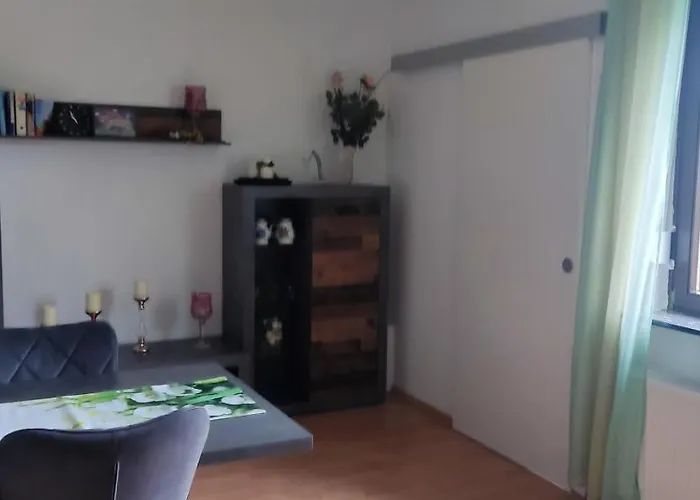 Schoene 3 Zi. Ferienwohnung Vor Den Toren Frankfurt
